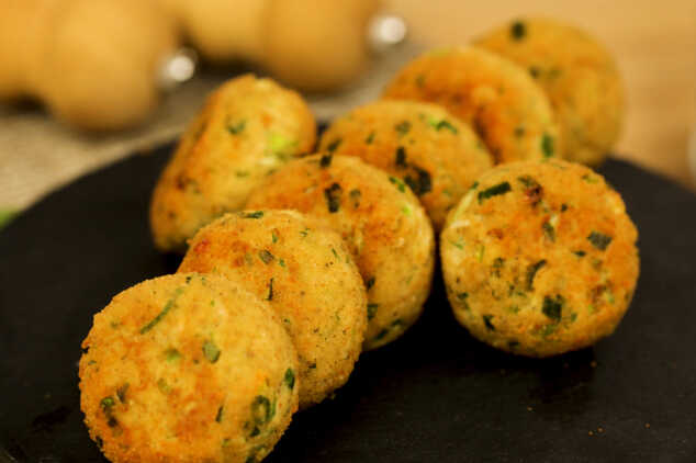 Tavuk Kroket, harika tavuklu lezzet topları