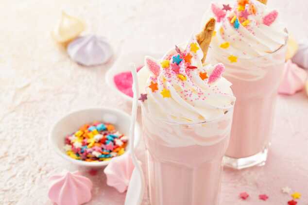 Sıcaklarda içinizi serinletecek milkshake tarifleri